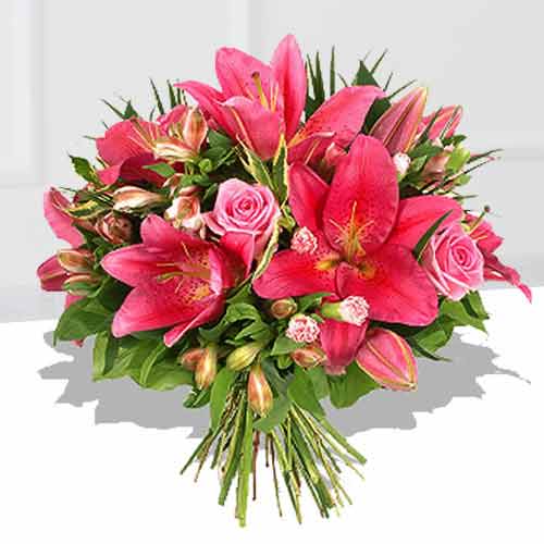 Lilium And Pink Roses