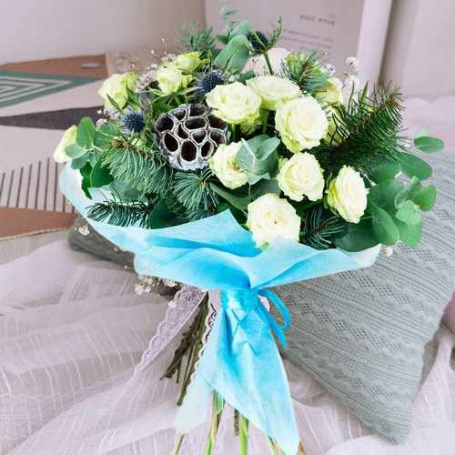 Snowy Serenity Bouquet