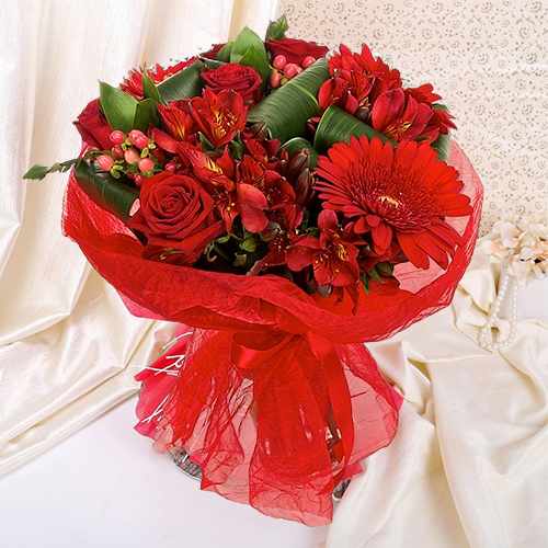 Holiday Splendor Bouquet