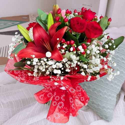 Christmas Charm Bouquet