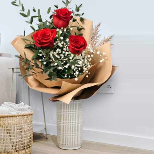 3 Red Rose Bouquet